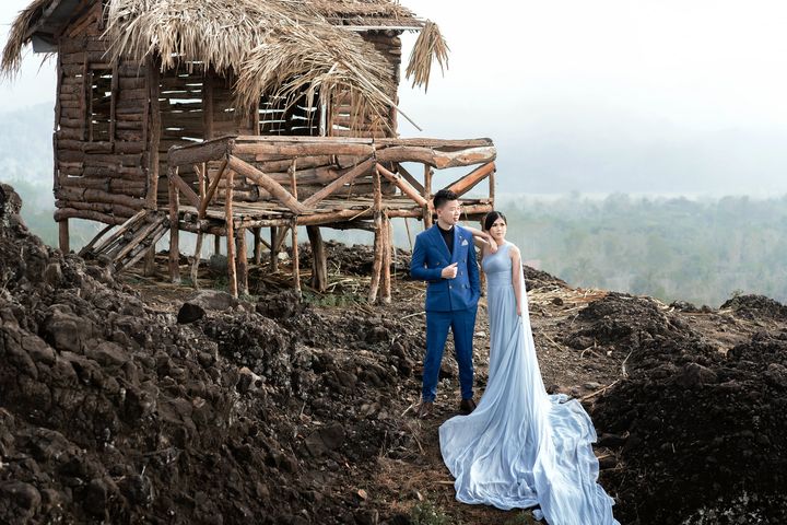 pre wedding dress for rent