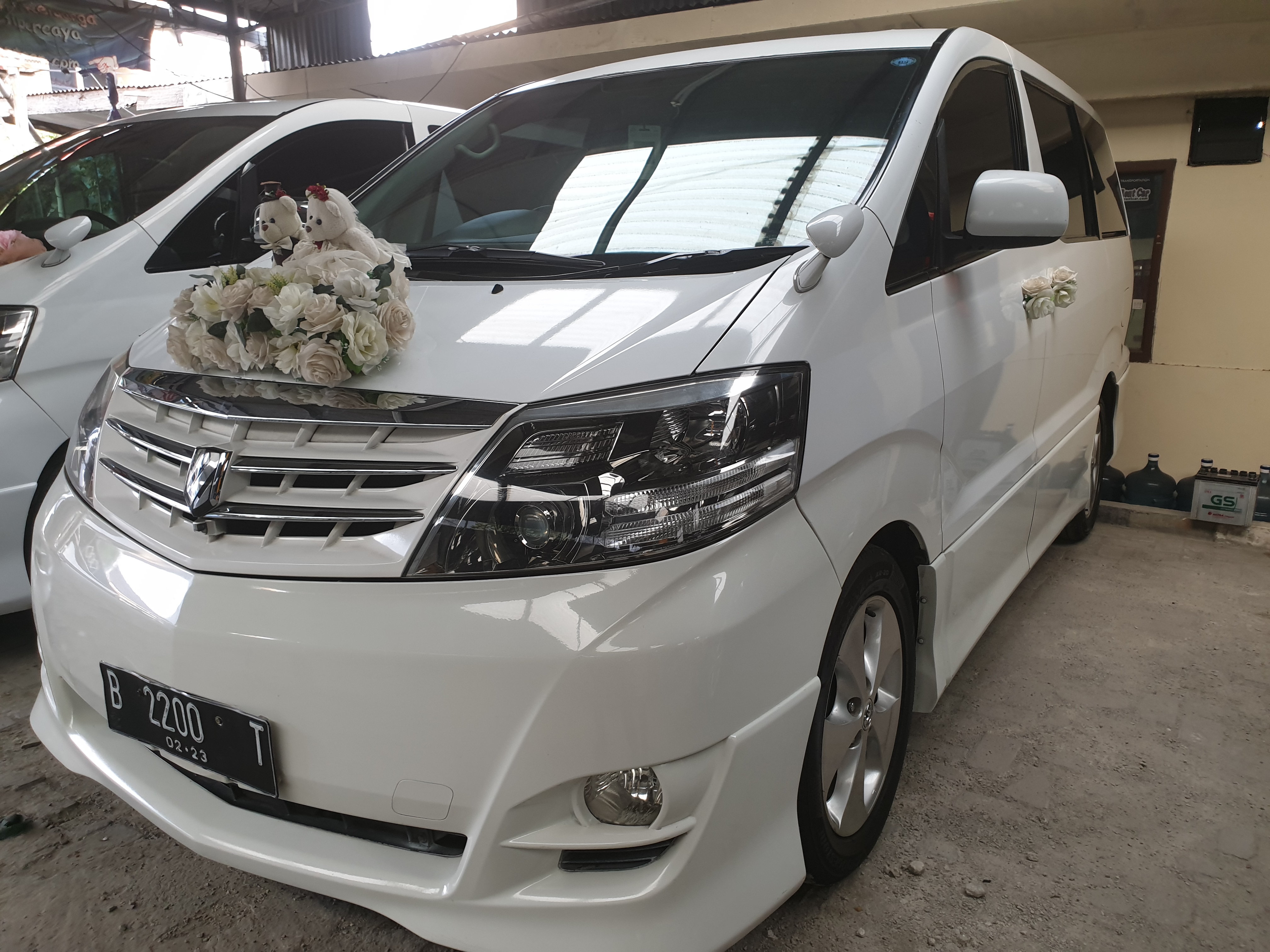 Hh Van Hire >> Bkrentcar Wedding Event Rentals In Jakarta Bridestory Com Hh Van Hire >> Bkrentcar Wedding Event Rentals In Jakarta Bridestory Com