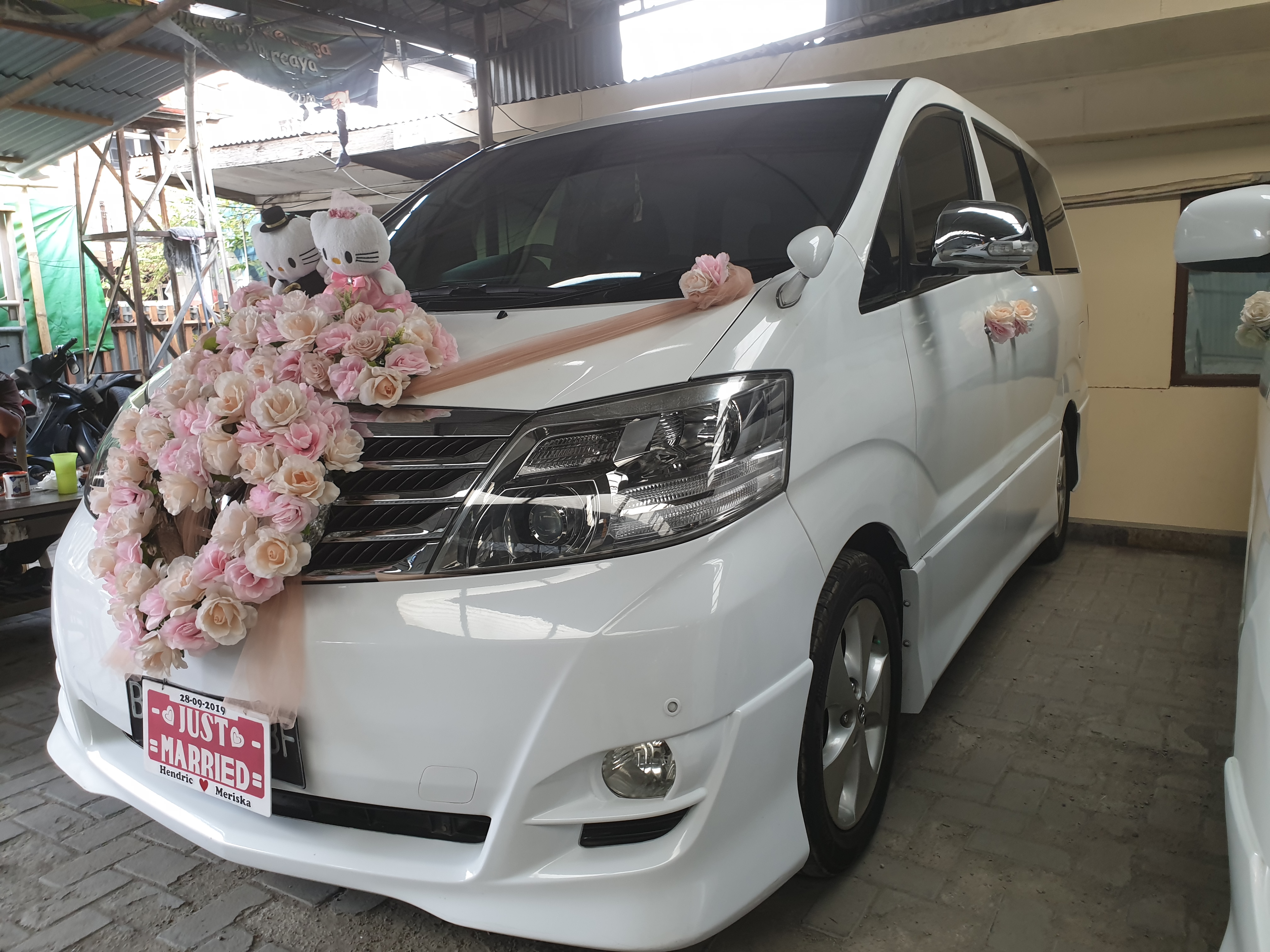 Hh Van Hire >> Bkrentcar Wedding Event Rentals In Jakarta Bridestory Com Hh Van Hire >> Bkrentcar Wedding Event Rentals In Jakarta Bridestory Com
