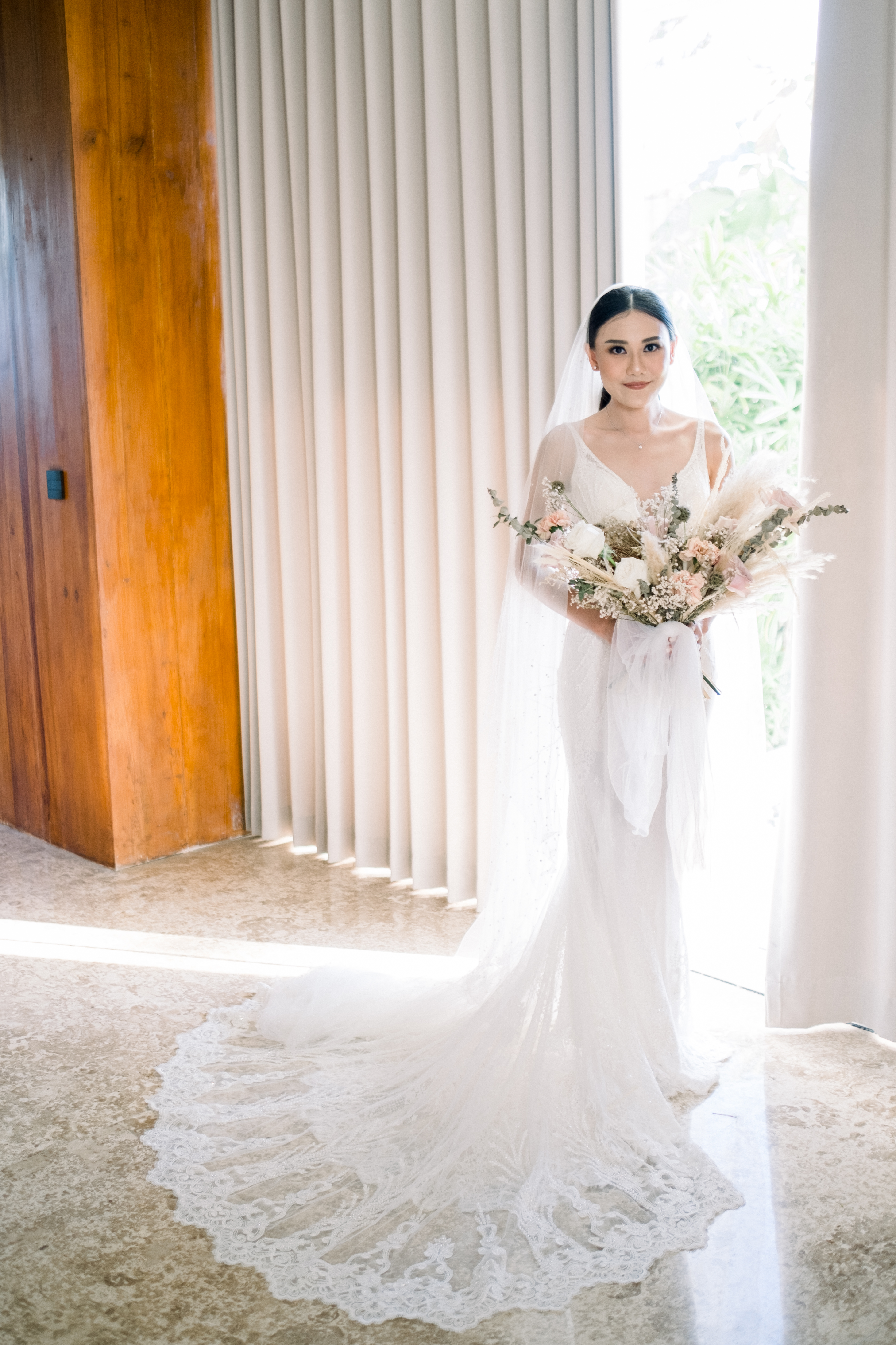 Wedding Dresses Vendors in Bali 