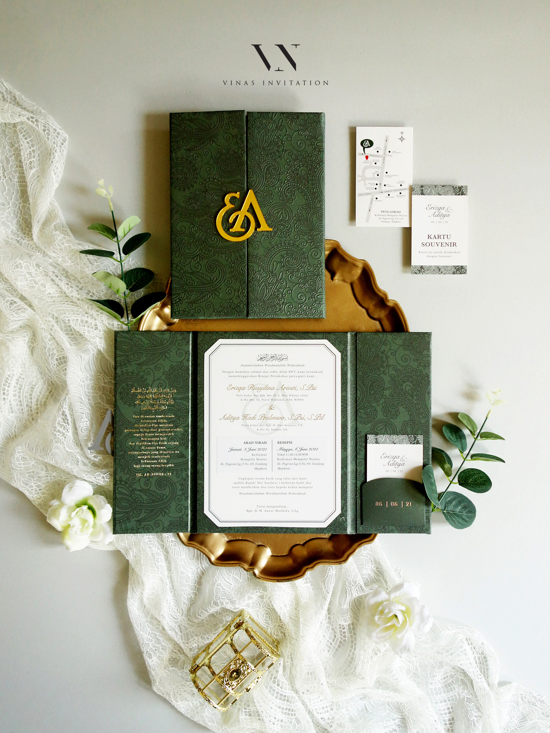 Vinas Invitation Wedding Invitations In Surabaya Bridestory Com<script async src=
