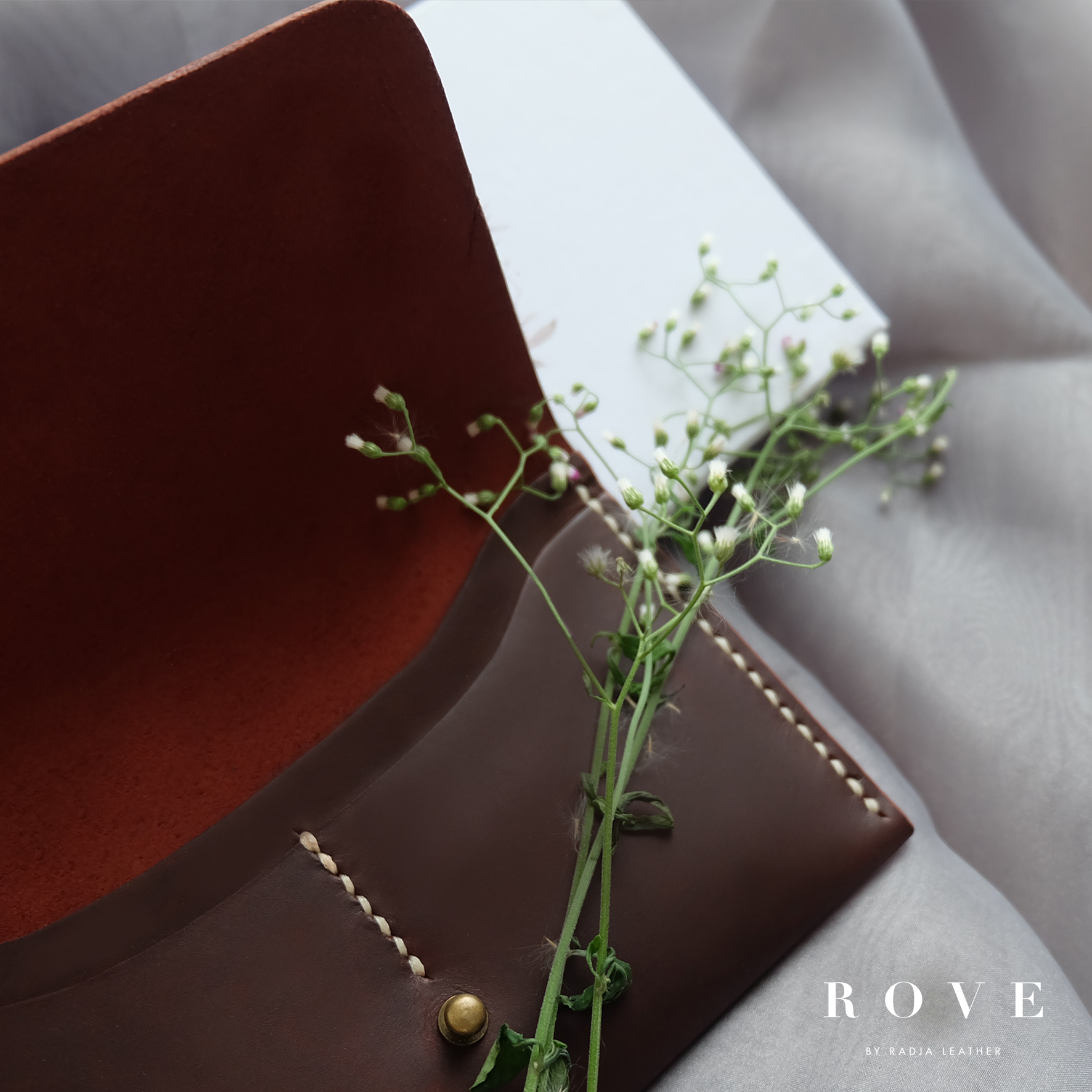 Harwin & Vera Passport Sleeve Rove Gift Bridestory