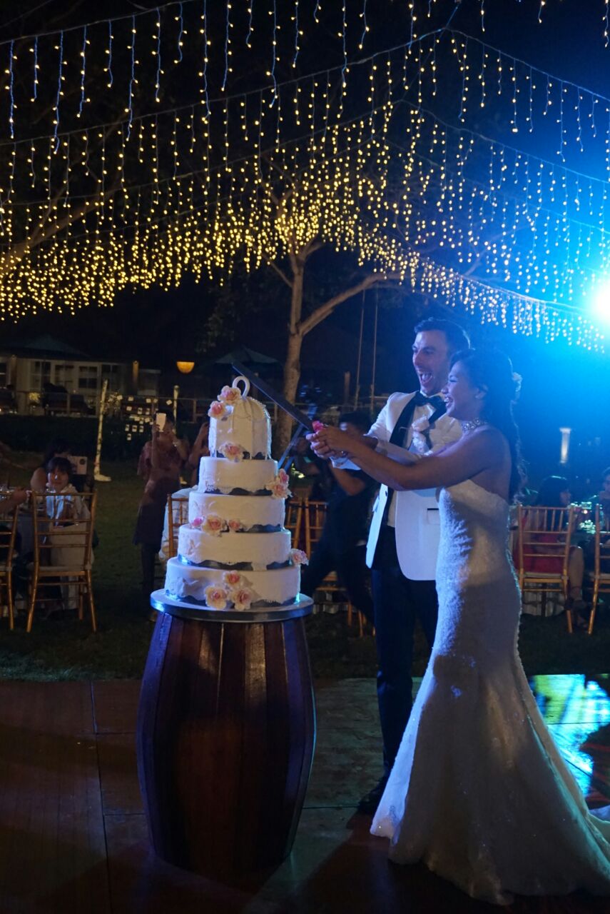 Bali Wedding Cake Custom Design The Chocolate Land Bridestory