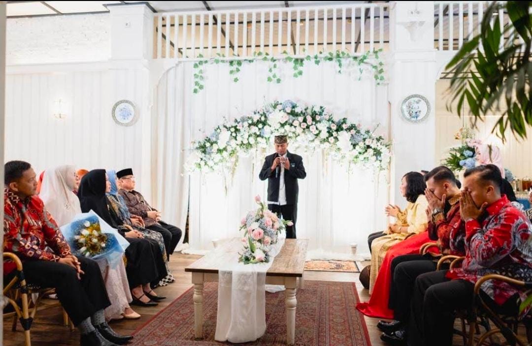 The Engagement Blue Jasmine Restaurant Bridestory