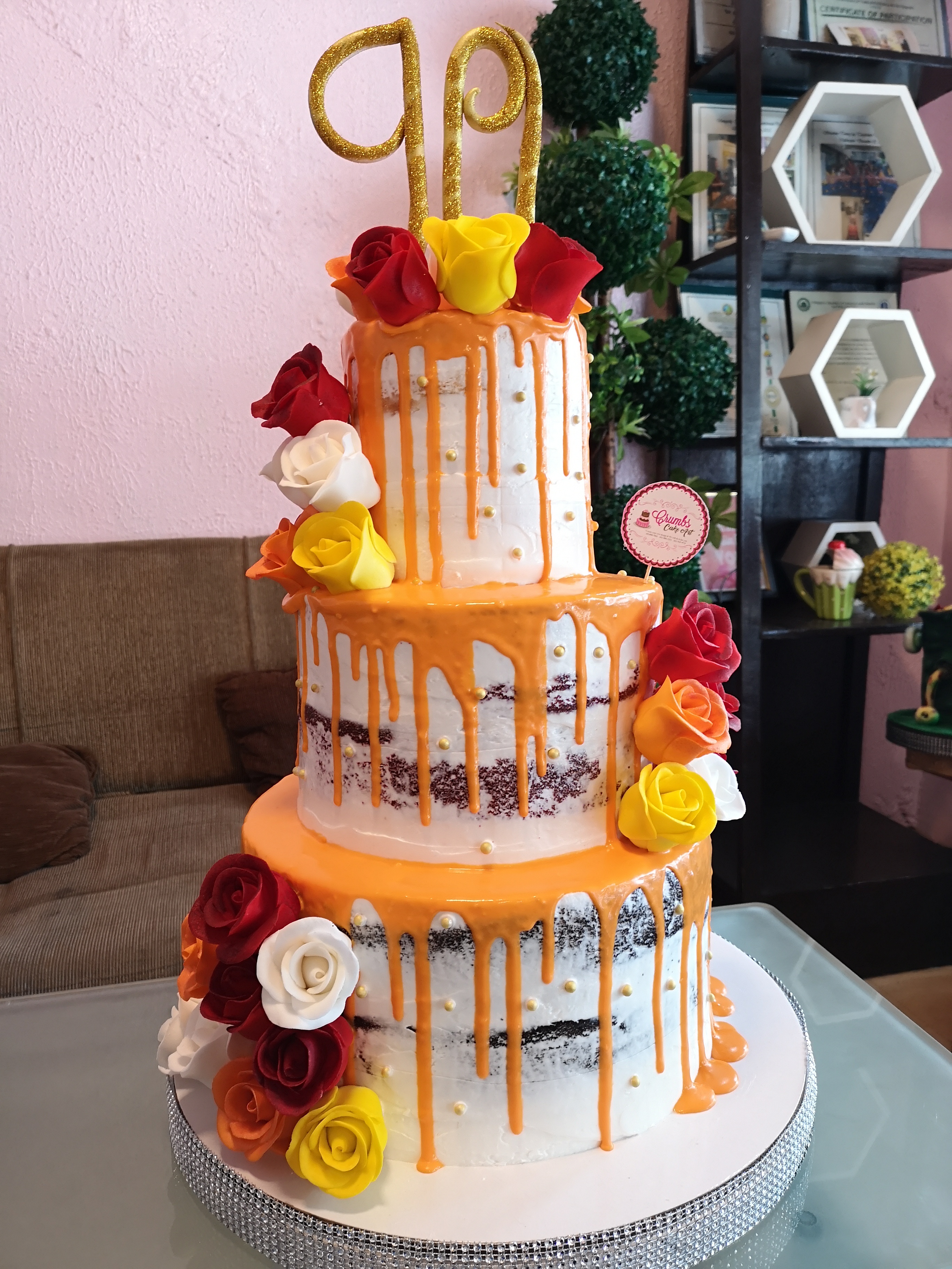 Crumbs Cake Art And Cafe Las Pinas Metro Manila Cake Walls