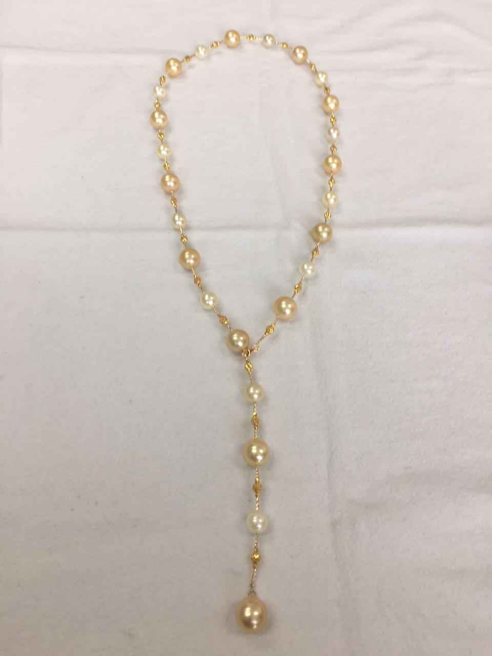 Pearl Necklace by Rosario Mutiara 