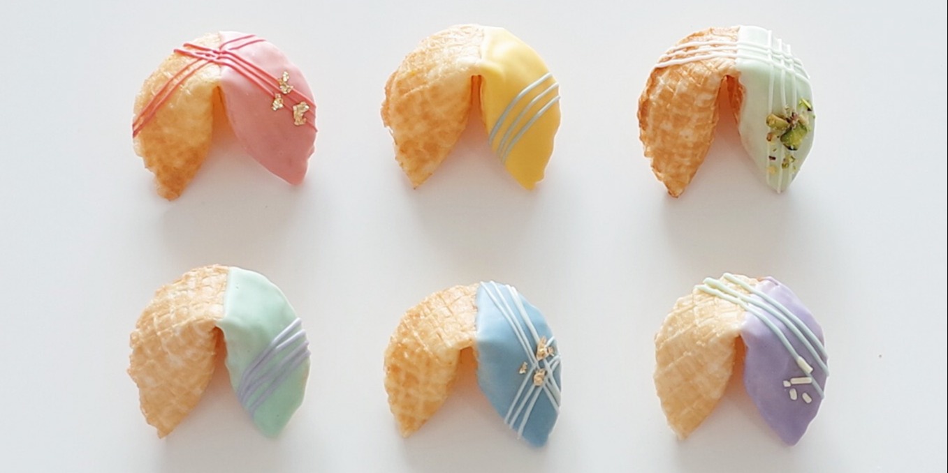 PASTEL Series Customized Fortune Cookies oleh Kuki Fortune Cookies