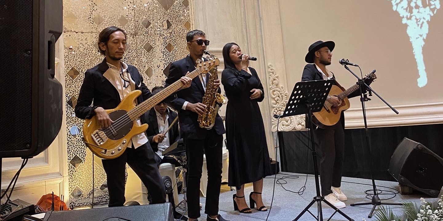 Full Band Saxophone & Sound System 2 Set oleh Platinum Sound Production