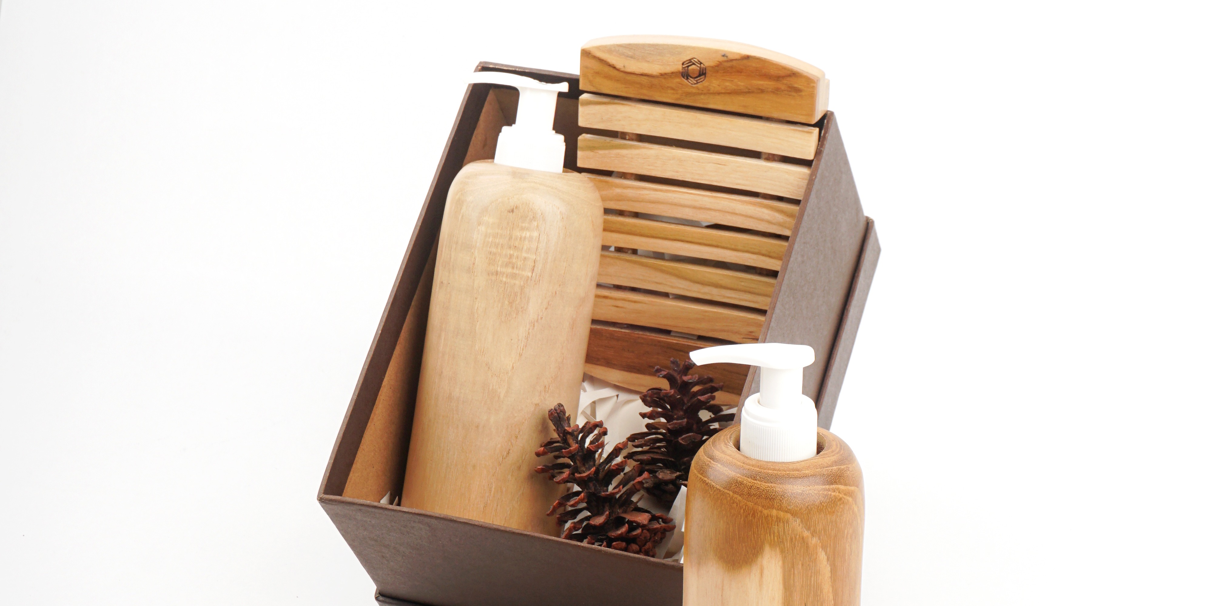 SOUVENIR WEDDING BATHROOM SERIES FREEDOM oleh Dekayu Indonesia