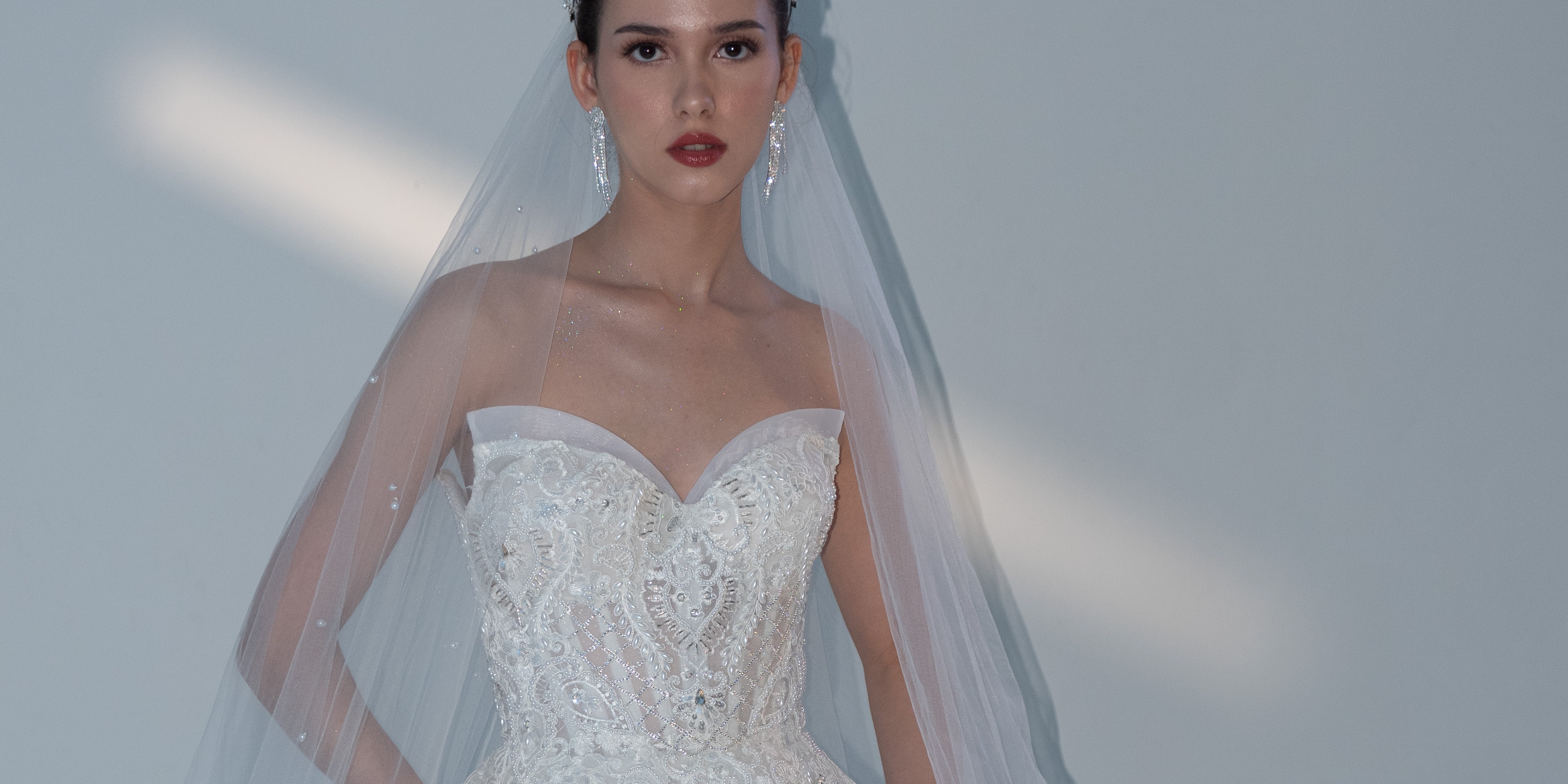 Custom Rent Wedding Dresses: Style Without the Cost