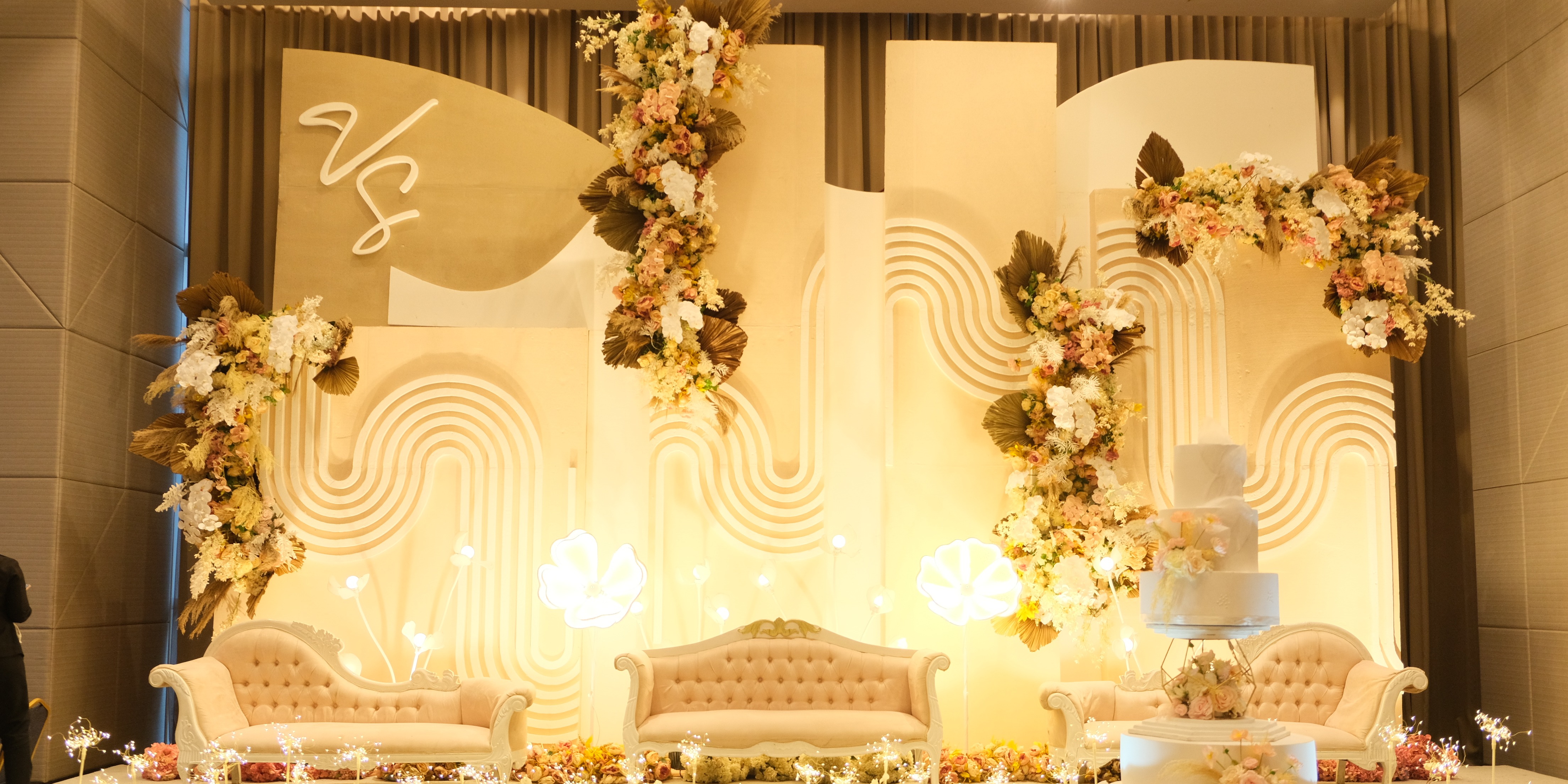Neo Soho Ballroom Lt 9 By Preciosa Wedding Bridestory Store neo-soho-ballroom-lt-9-by-preciosa-wedding-bridestory-store