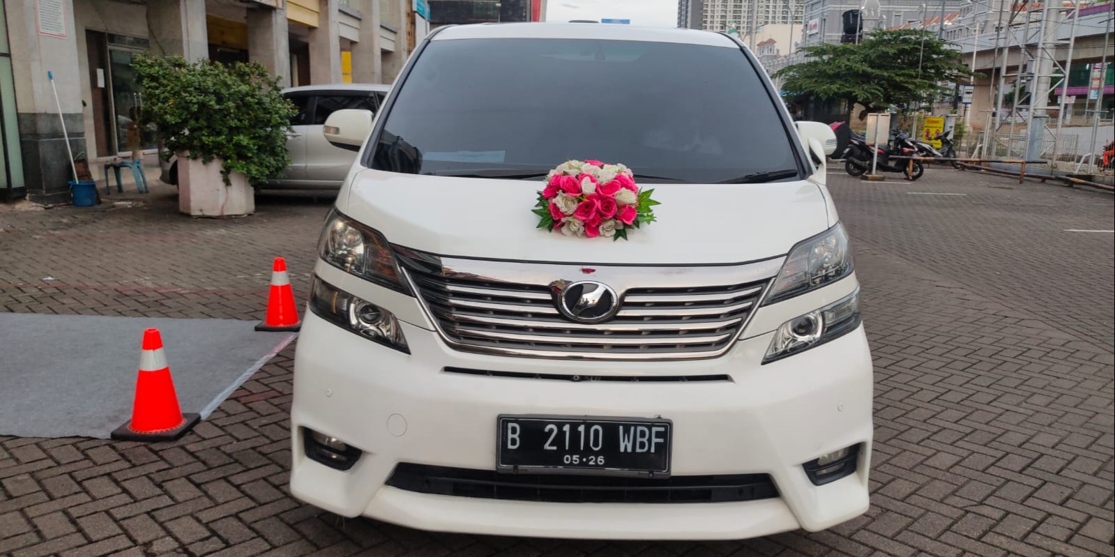 Wedding Car Vellfire oleh ALVA RENTAL Bridestory Store
