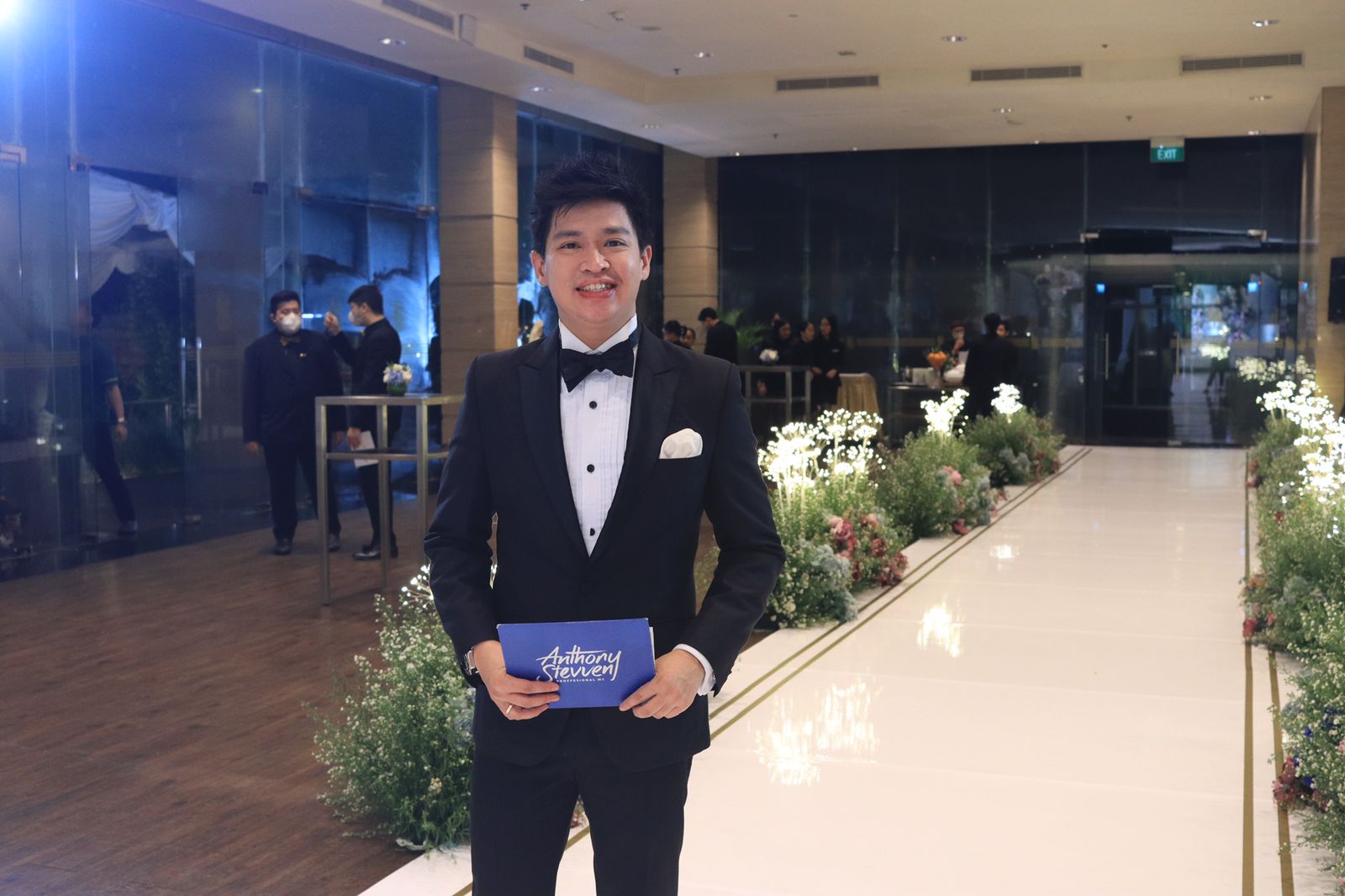 MC Intimate wedding at Ritz Carlton Pacific Place Jakarta - Glass house