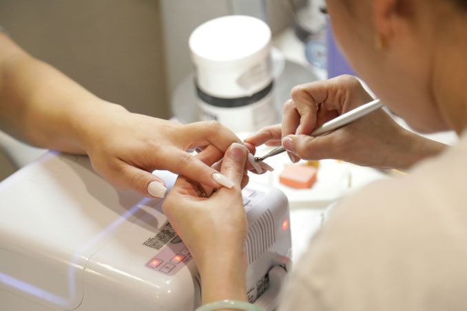 Rahasia Nail Art Pengantin Tetap Cantik & Awet sampai Usai Bulan Madu Image 1