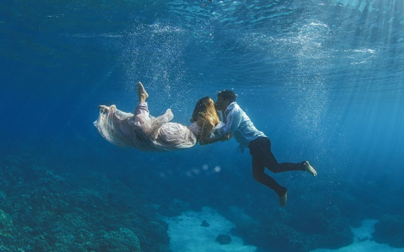 10 FOTO PERTUNANGAN UNIK UNTUK PENGANTIN EKSENTRIK Bridestory Blog