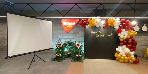Mix Balloon and Florist Backdrop