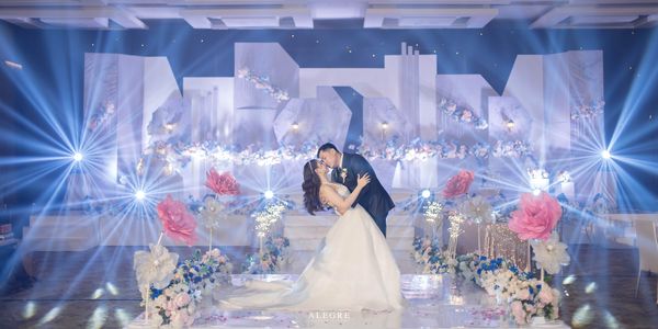 HOLIDAY DEALS! Foto + Gown + Make Up Wedding Day di Jogja