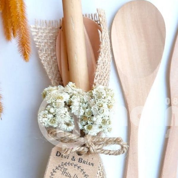 Set Alat Makan Rustic