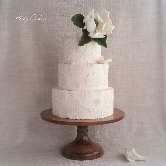 Single tier and multi tiered cakes by Baby Cakes - 005 Single tier and multi tiered cakes by Baby Cakes - 005
