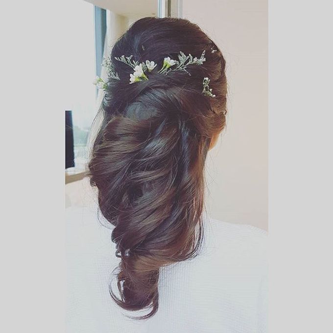 Half Up & Let Down & Pony Bridal Hairstyles by Après Makeup - 011 Half Up & Let Down & Pony Bridal Hairstyles by Après Makeup - 011