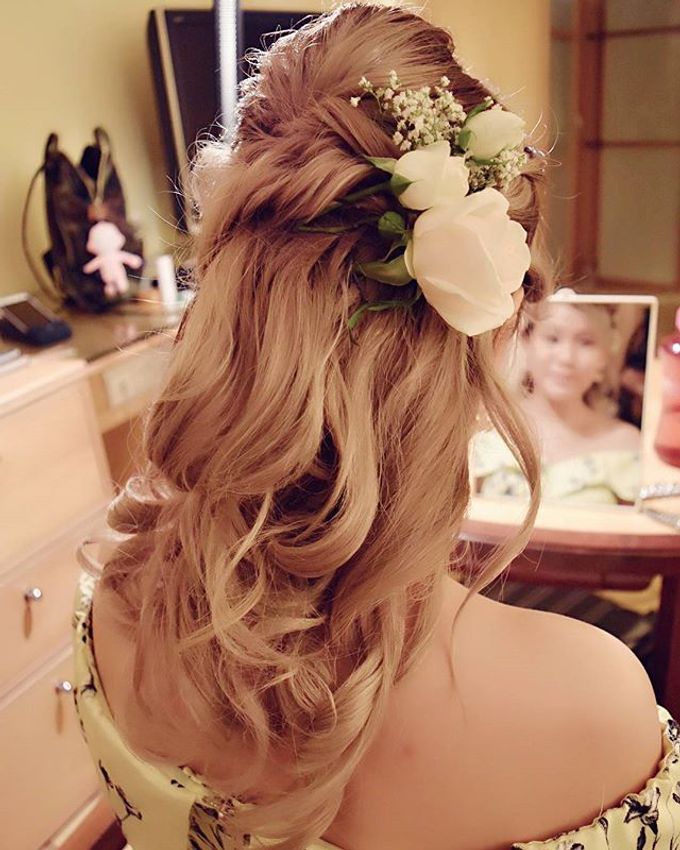 Half Up & Let Down & Pony Bridal Hairstyles by Après Makeup - 010 Half Up & Let Down & Pony Bridal Hairstyles by Après Makeup - 010