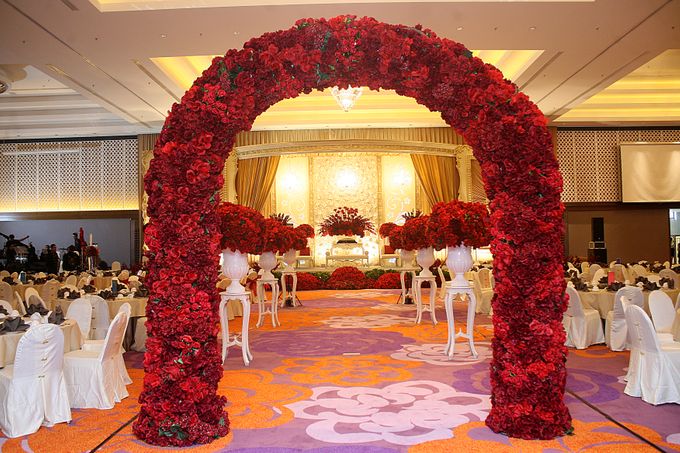 Wedding Mercure Bandung white wedding by mercure bandung setiabudi Wedding Mercure Bandung white wedding by mercure bandung setiabudi