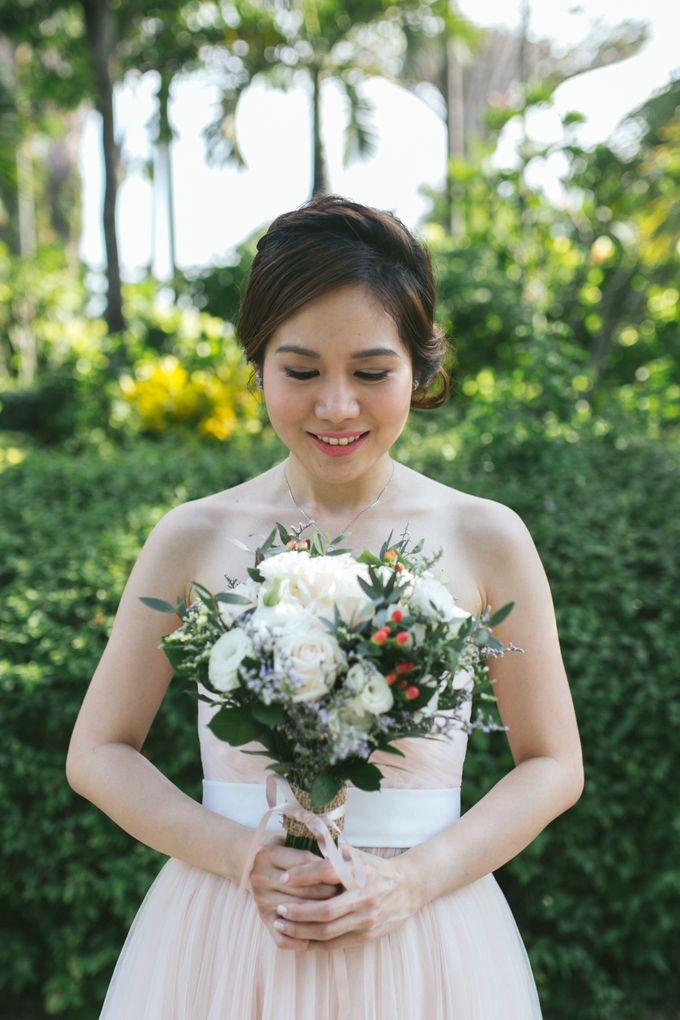 Floral & Garden Wedding Photoshoot by Après Makeup - 016 Floral & Garden Wedding Photoshoot by Après Makeup - 016