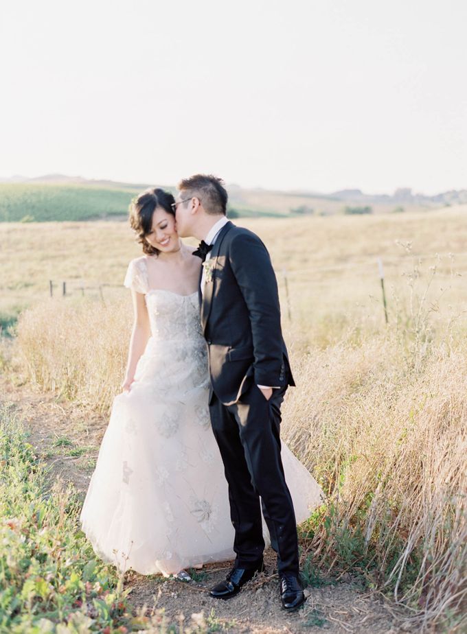 Blue & White Garden Wedding at Carneros Inn by Jen Huang Photo - 034 Blue & White Garden Wedding at Carneros Inn by Jen Huang Photo - 034