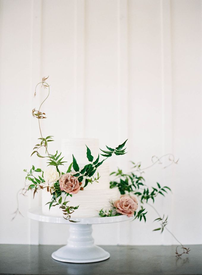 Blue & White Garden Wedding at Carneros Inn by Jen Huang Photo - 044 Blue & White Garden Wedding at Carneros Inn by Jen Huang Photo - 044