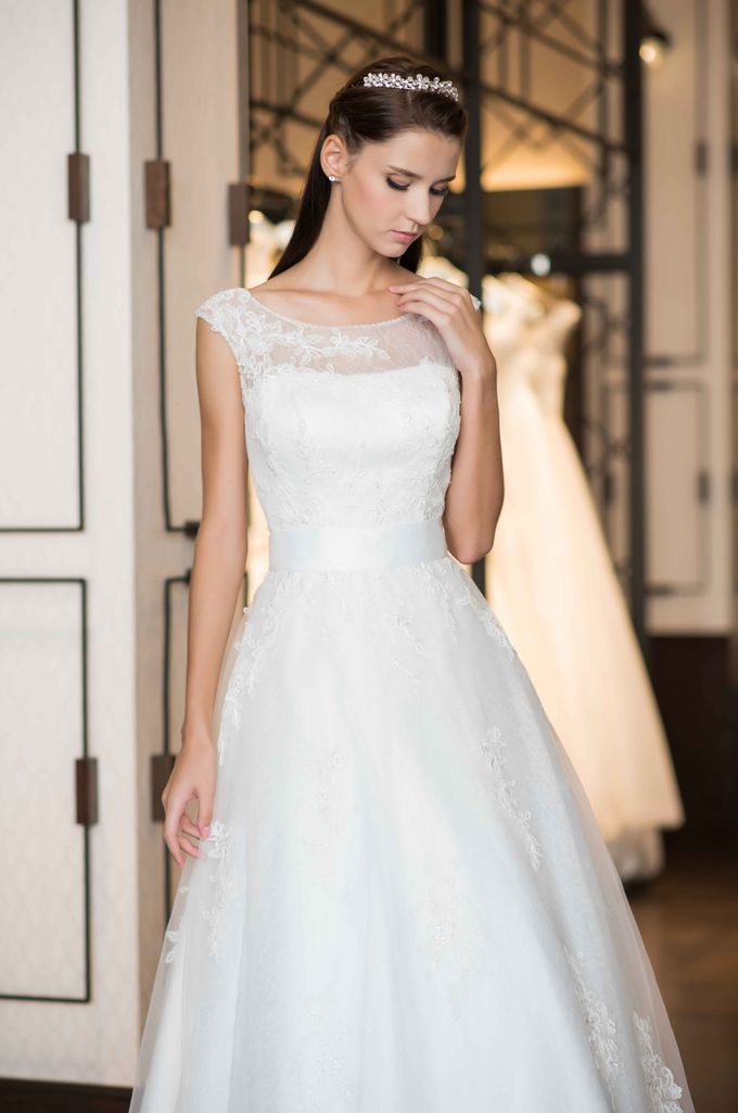 Gown Collection by My Dream Wedding - 026 Gown Collection by My Dream Wedding - 026