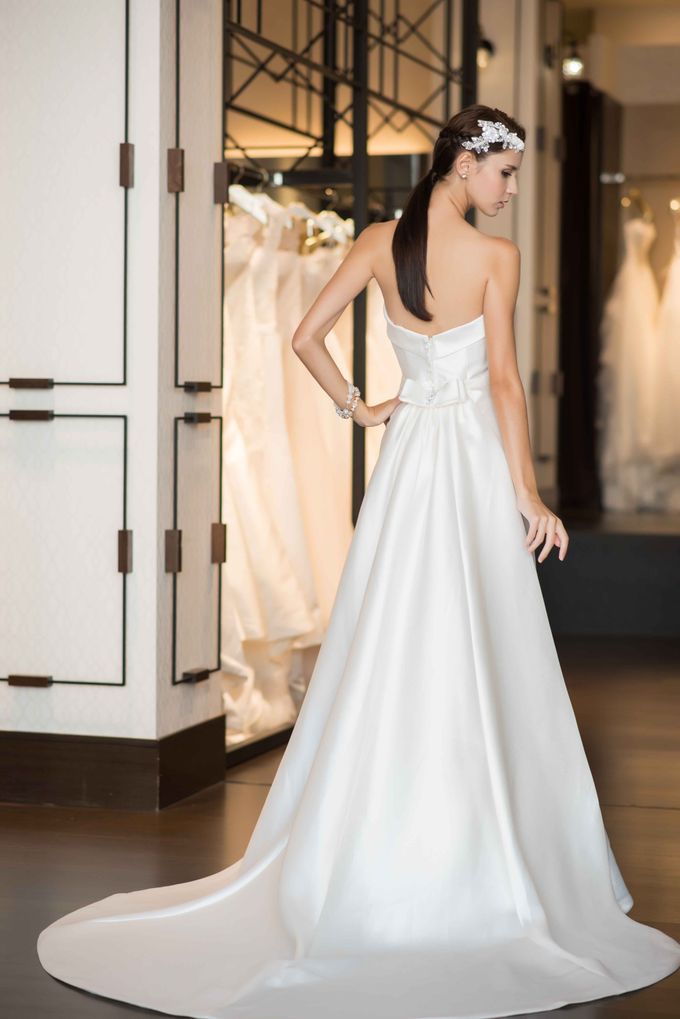 Gown Collection by My Dream Wedding - 032 Gown Collection by My Dream Wedding - 032