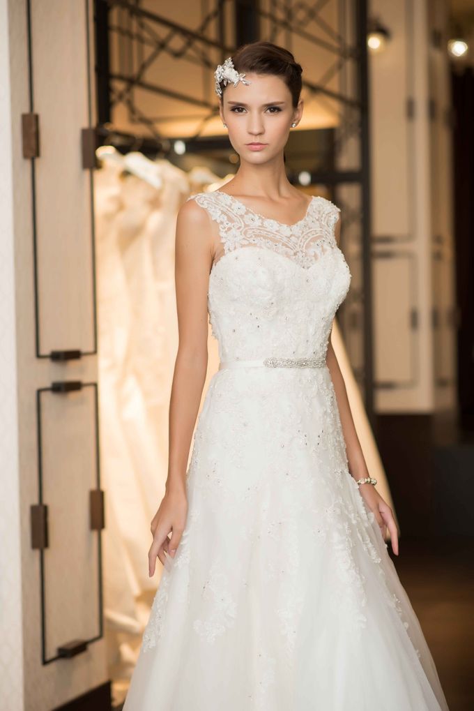 Gown Collection by My Dream Wedding - 036 Gown Collection by My Dream Wedding - 036