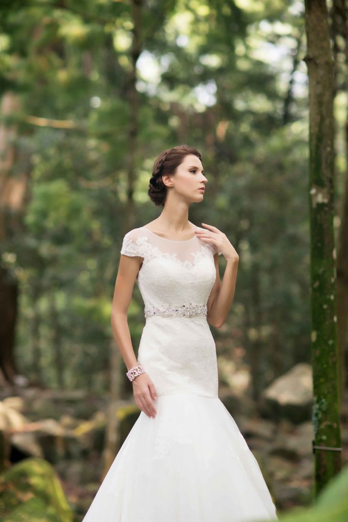 Gown Collection by My Dream Wedding - 042 Gown Collection by My Dream Wedding - 042