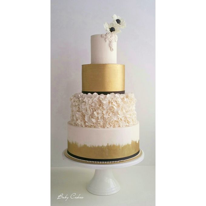 Single tier and multi tiered cakes by Baby Cakes - 001 Single tier and multi tiered cakes by Baby Cakes - 001