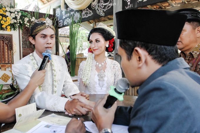 Lauretta & Regol wedding by airwantyanto project - 012 Lauretta & Regol wedding by airwantyanto project - 012