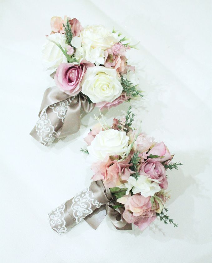Natural Pink Bridesmaid handbouquet by Cup Of Love Design Studio - 005 Natural Pink Bridesmaid handbouquet by Cup Of Love Design Studio - 005