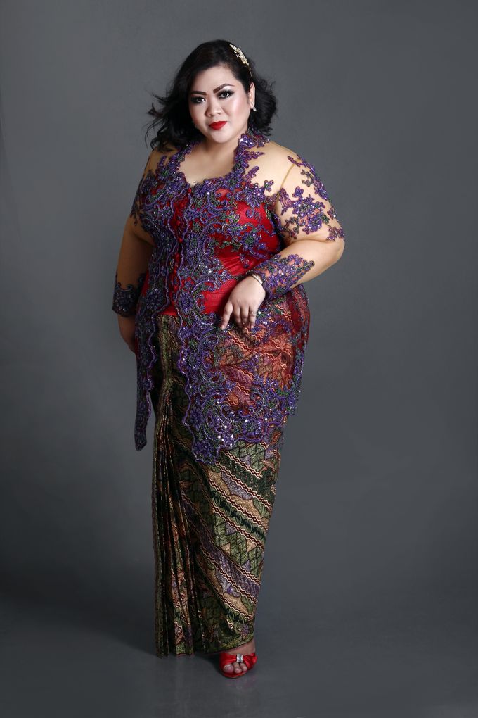 Our Exclusive Plus Size Kebaya and Formal Dress by Curvilínea by Pia Haryono - 005 Our Exclusive Plus Size Kebaya and Formal Dress by Curvilínea by Pia Haryono - 005