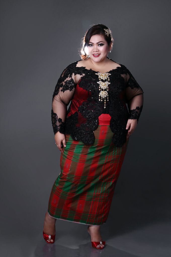 Our Exclusive Plus Size Kebaya and Formal Dress by Curvilínea by Pia Haryono - 007 Our Exclusive Plus Size Kebaya and Formal Dress by Curvilínea by Pia Haryono - 007