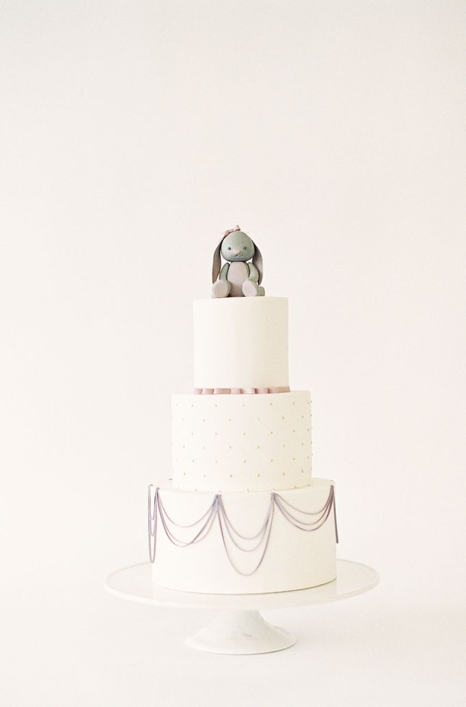 Colorful and Romantic Wedding Cake Inspiration by Jen Huang Photo - 036 Colorful and Romantic Wedding Cake Inspiration by Jen Huang Photo - 036