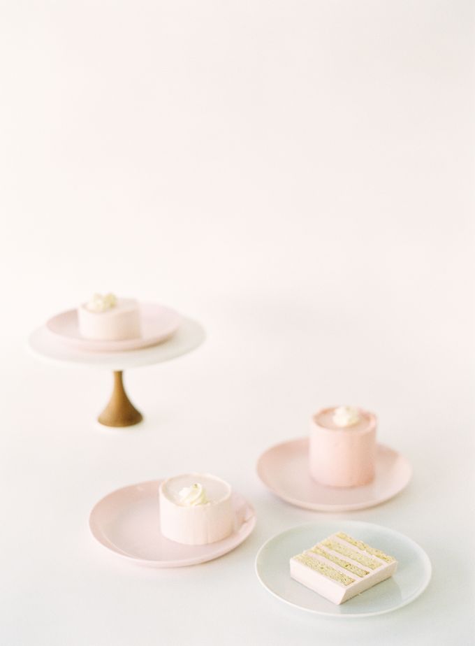 Colorful and Romantic Wedding Cake Inspiration by Jen Huang Photo - 007 Colorful and Romantic Wedding Cake Inspiration by Jen Huang Photo - 007