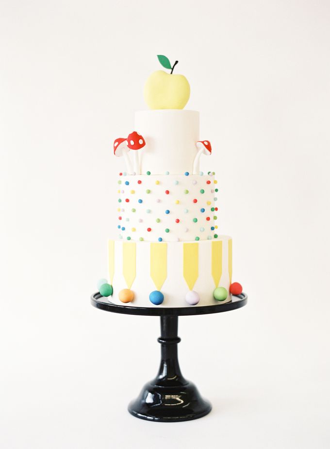 Colorful and Romantic Wedding Cake Inspiration by Jen Huang Photo - 023 Colorful and Romantic Wedding Cake Inspiration by Jen Huang Photo - 023