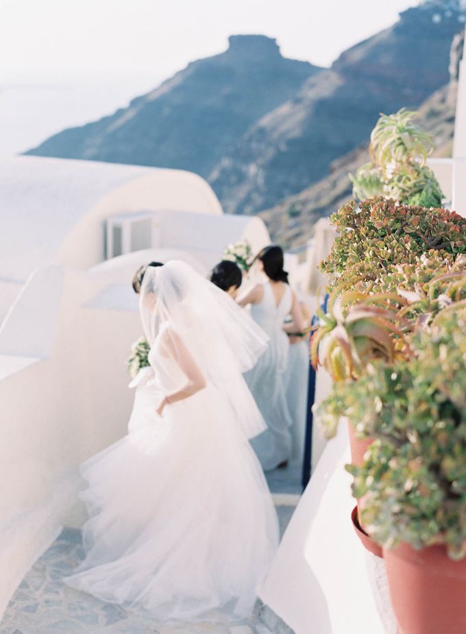 Classic and Beautiful Olive Green and Sea Blue Wedding in Santorini, Greece by Jen Huang Photo - 040 Classic and Beautiful Olive Green and Sea Blue Wedding in Santorini, Greece by Jen Huang Photo - 040