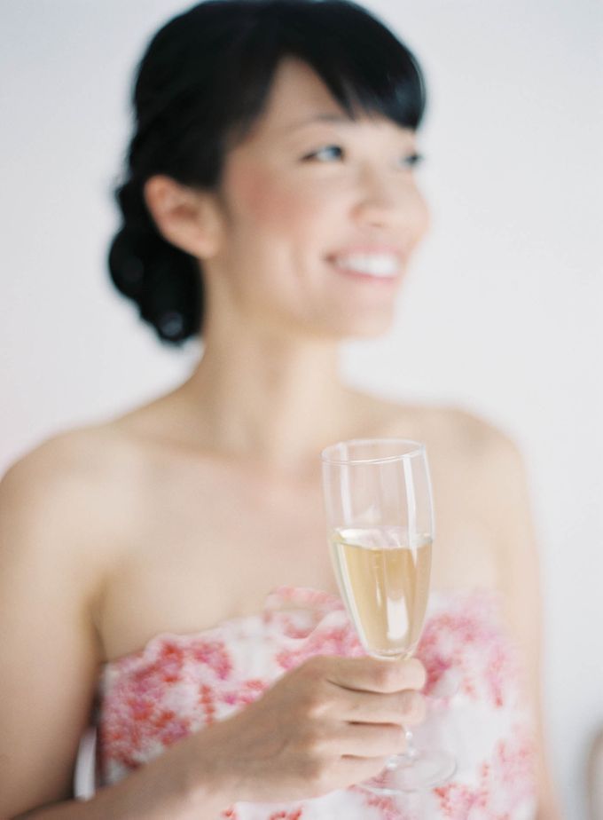 Classic and Beautiful Olive Green and Sea Blue Wedding in Santorini, Greece by Jen Huang Photo - 005 Classic and Beautiful Olive Green and Sea Blue Wedding in Santorini, Greece by Jen Huang Photo - 005
