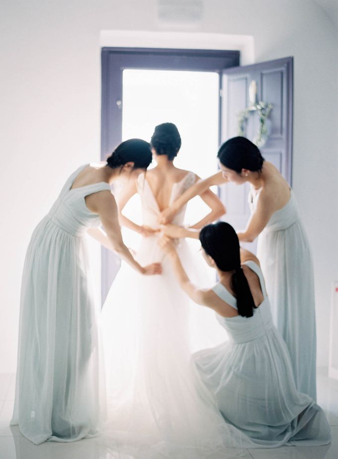 Classic and Beautiful Olive Green and Sea Blue Wedding in Santorini, Greece by Jen Huang Photo - 008 Classic and Beautiful Olive Green and Sea Blue Wedding in Santorini, Greece by Jen Huang Photo - 008