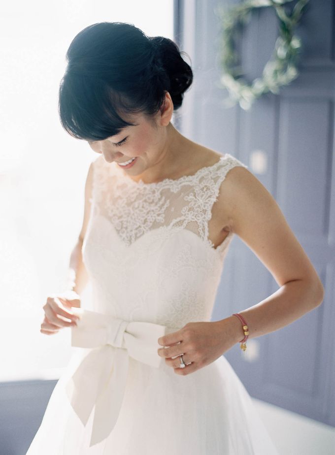 Classic and Beautiful Olive Green and Sea Blue Wedding in Santorini, Greece by Jen Huang Photo - 009 Classic and Beautiful Olive Green and Sea Blue Wedding in Santorini, Greece by Jen Huang Photo - 009