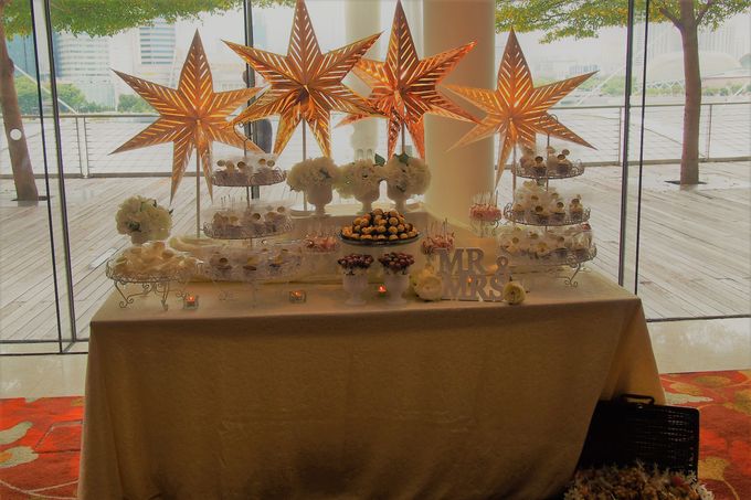 Gold and Soft White Dessert Table by Marina Bay Sands - 001 Gold and Soft White Dessert Table by Marina Bay Sands - 001