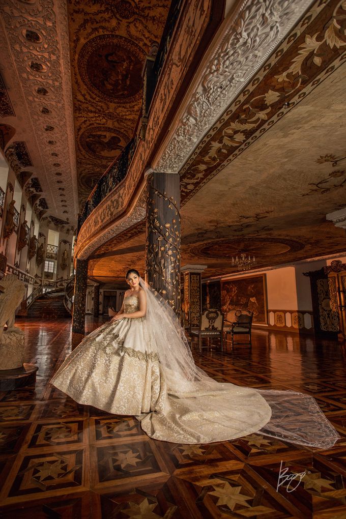 Signature Gallery by Bogs Ignacio Signature Gallery - 002 Signature Gallery by Bogs Ignacio Signature Gallery - 002