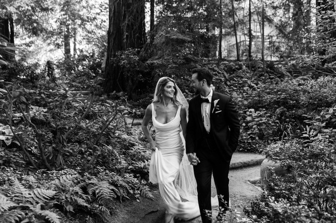 Pernikahan Bintang Twilight Ashley Greene Dan Paul Khoury Di Tengah Hutan - 008 Pernikahan Bintang Twilight Ashley Greene Dan Paul Khoury Di Tengah Hutan - 008