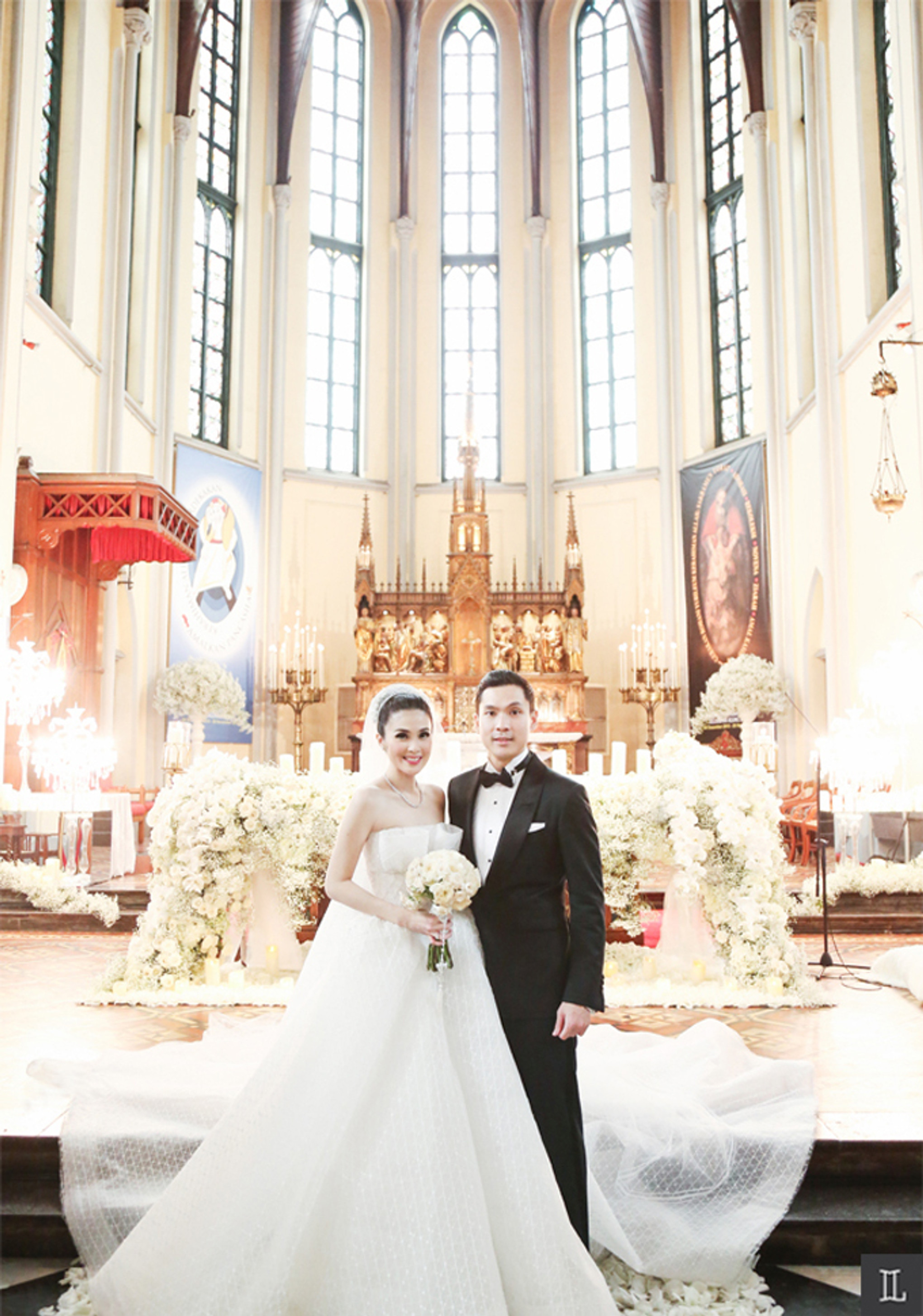 20+ Ide Dekor Gereja Wedding - Panda Assed