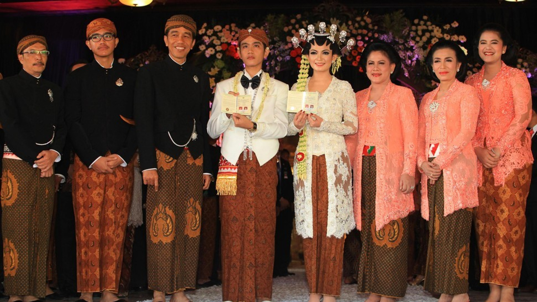 Be Enamored With The Traditional Wedding Of Gibran